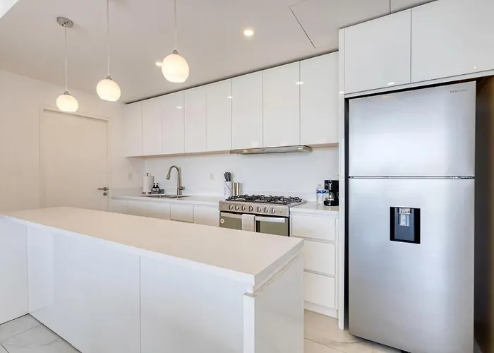 Walk To Medano & Marina Modern 3br Ferienhaus Cabo San Lucas