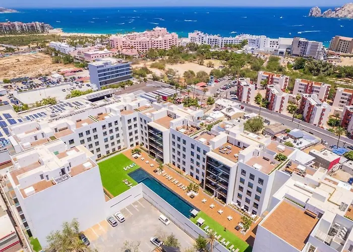 Walk To Medano & Marina Modern 3br * Cabo San Lucas